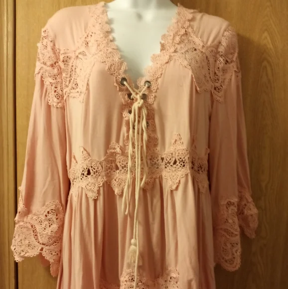 P O L - Picture 1 of 7